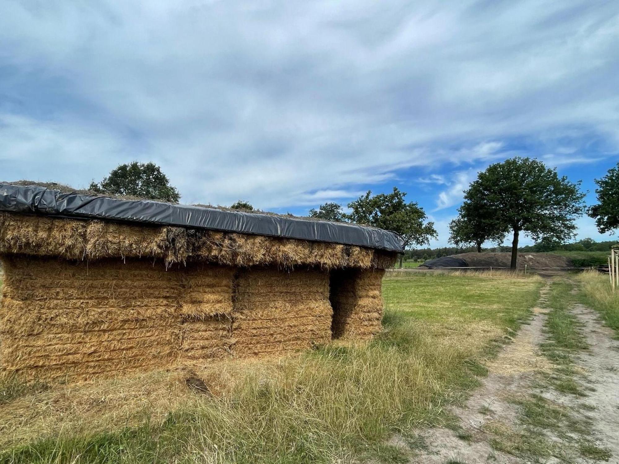Completely Renovated Back Part Of A Farm Villa Уден Екстериор снимка
